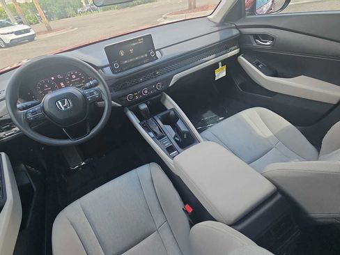 Certified 2025 Honda Accord LX image 21