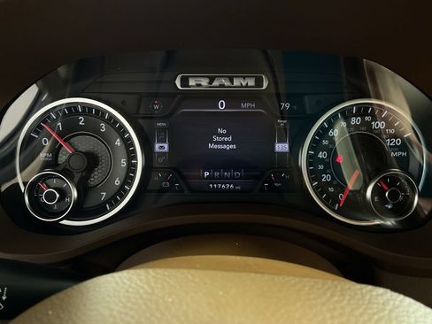 Used 2020 RAM 1500 Laramie AWD/4WD image 23
