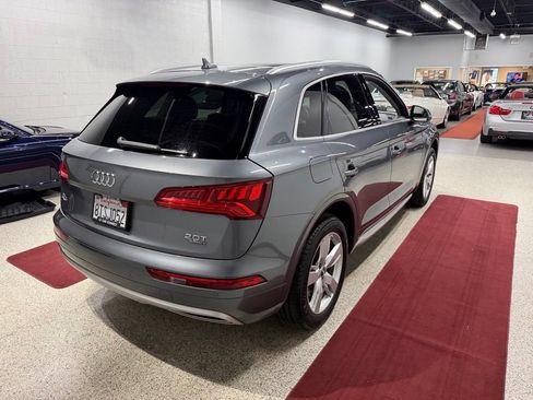 Used 2018 Audi Q5 2.0T Premium Plus w/ Premium Plus Package AWD/4WD image 12