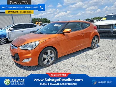 Used 2012 Hyundai Veloster w/ Style Pkg