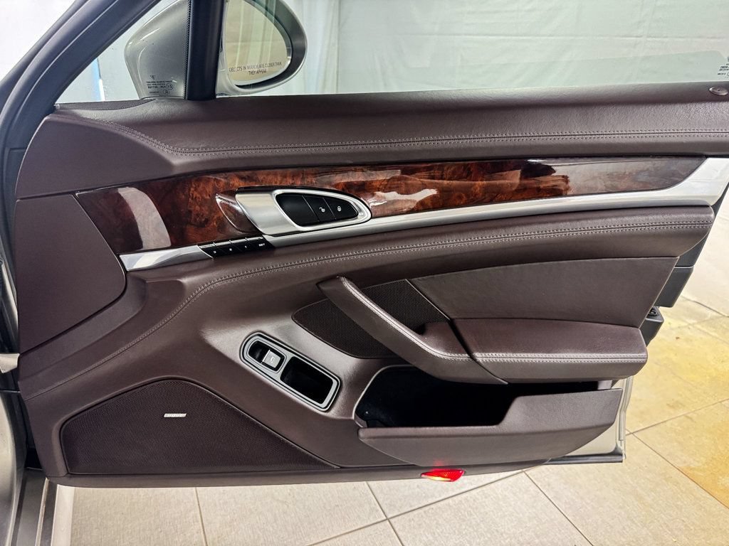 Used 2013 Porsche Panamera AWD/4WD image 21