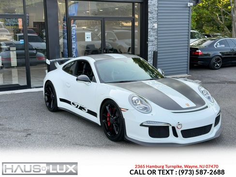 Used 2015 Porsche 911 GT3 RWD image 13