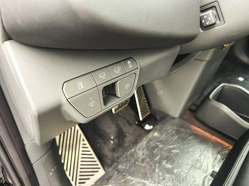 New 2026 Kia EV9 GT-Line image 14