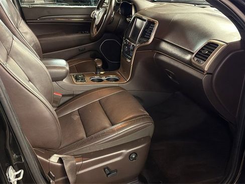 Used 2014 Jeep Grand Cherokee Summit image 9