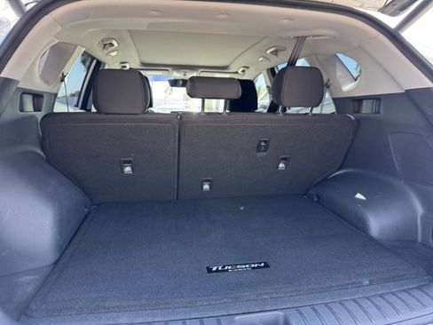 Used 2019 Hyundai Tucson Night FWD image 17