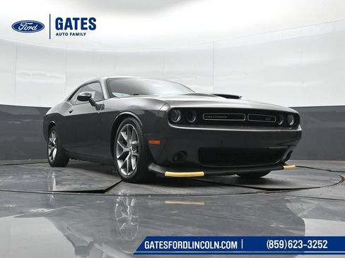 Used 2022 Dodge Challenger GT RWD image 34