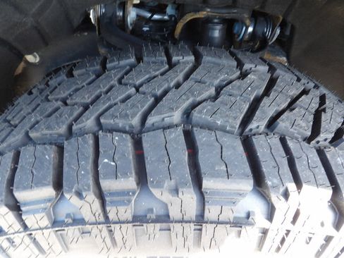 Used 2025 Chevrolet Silverado 3500 W/T w/ WT/CX Safety Package AWD/4WD image 63