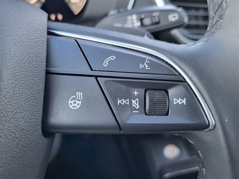 Certified 2024 Audi Q5 e Prestige image 22