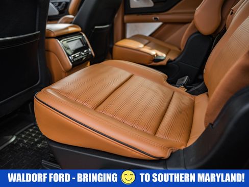 Used 2023 Lincoln Aviator Black Label Grand Touring image 35