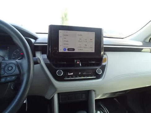 Certified 2024 Toyota Corolla Cross L FWD image 26
