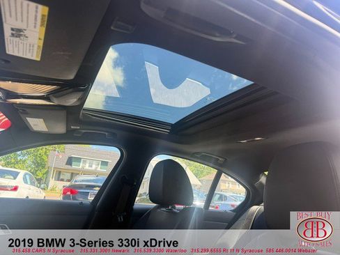 Used 2019 BMW 330i xDrive Sedan w/ Premium Package AWD/4WD image 11