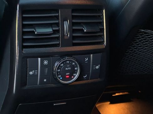 Used 2014 Mercedes-Benz GL 63 AMG 4MATIC image 31
