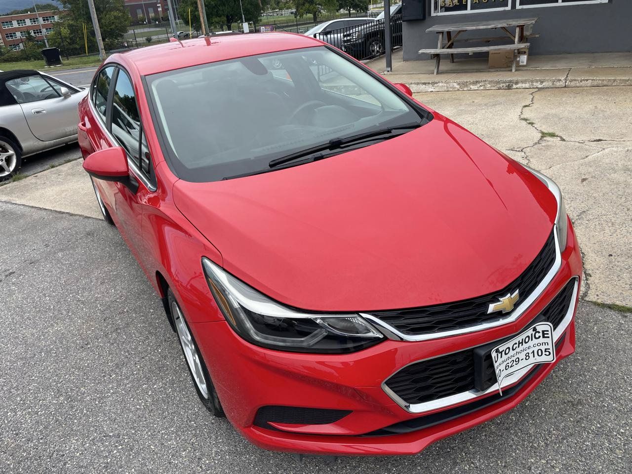 Used 2018 Chevrolet Cruze LT FWD image 26