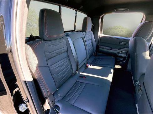 New 2026 Nissan Frontier Pro-X w/ Tow Package RWD image 9