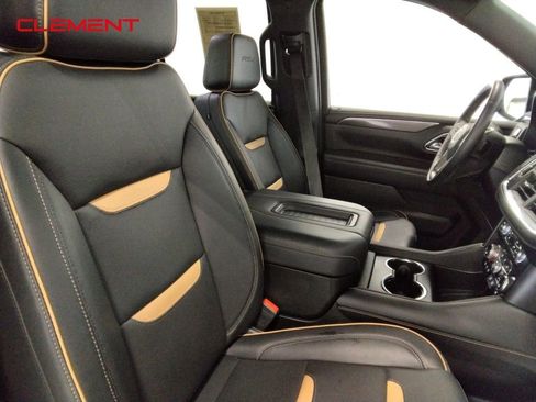 Used 2024 GMC Yukon AT4 image 40