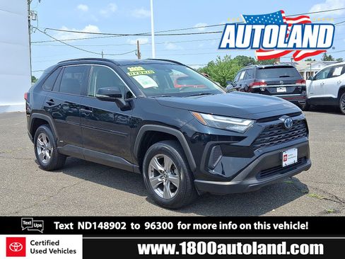 Certified 2022 Toyota RAV4 XLE w/ Convenience Package image 1