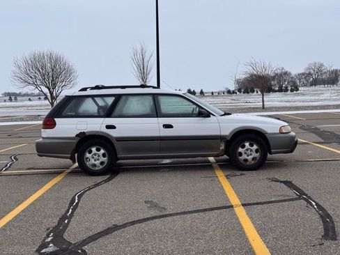Used 1997 Subaru Legacy Wagon image 2