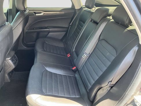 Used 2016 Ford Fusion Energi SE FWD image 23