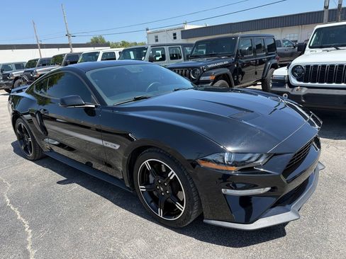 Used 2020 Ford Mustang GT Premium w/ Equipment Group 401A RWD image 11