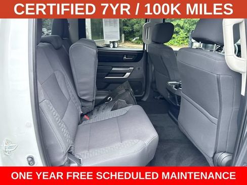 Used 2022 Toyota Tundra SR5 w/ SR5 Convenience Package AWD/4WD image 11