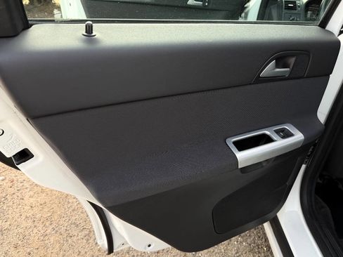 Used 2010 Volvo S40 2.4i image 35