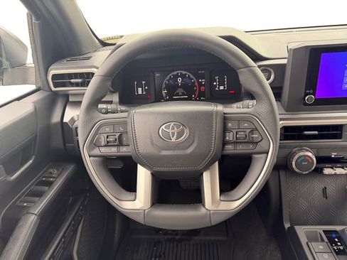 New 2026 Toyota 4Runner SR5 image 13