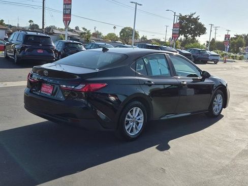 Used 2025 Toyota Camry LE FWD image 8