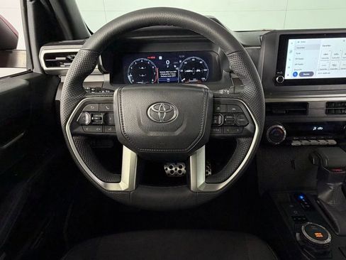 Used 2025 Toyota Tacoma TRD Sport image 14