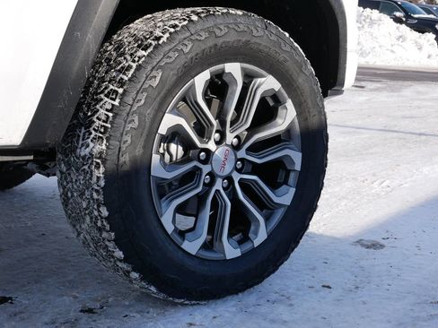 New 2026 GMC Canyon Denali AWD/4WD image 6