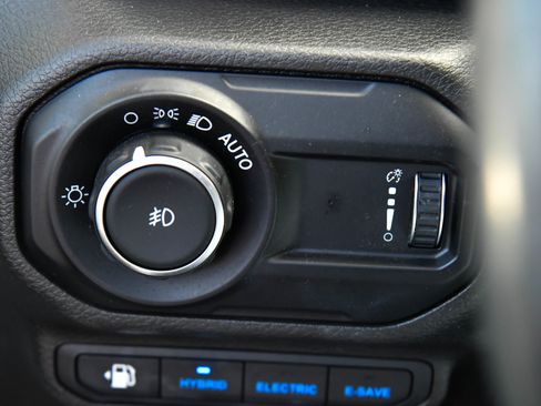 Used 2023 Jeep Wrangler Unlimited Rubicon 4xe w/ Steel Bumper Group image 36