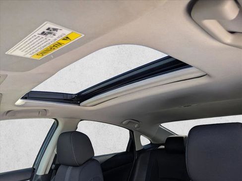 Used 2021 Honda Civic EX image 15