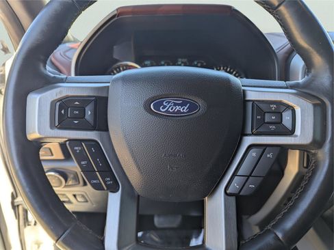 Used 2020 Ford F150 Platinum w/ Equipment Group 701A Luxury image 21