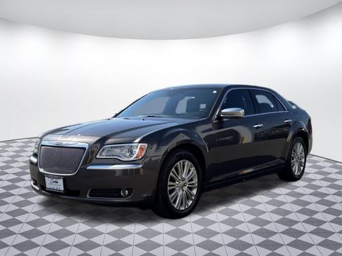 Used 2013 Chrysler 300 C w/ Harman Kardon Audio Group AWD/4WD image 3