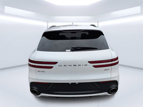 New 2025 Genesis GV70 2.5T w/ Sport Prestige Package image 4
