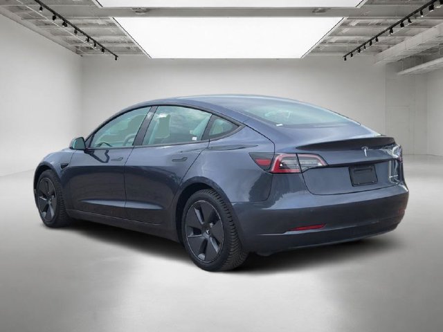 Used 2023 Tesla Model 3 Long Range AWD/4WD image 3