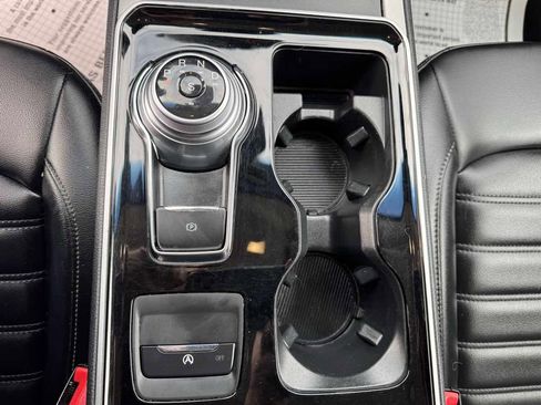 Used 2020 Ford Edge SEL AWD/4WD image 18