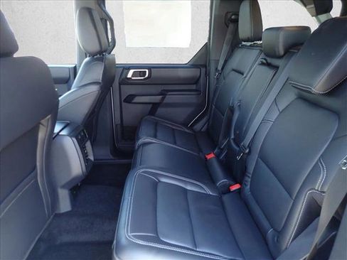 New 2026 Ford Bronco Outer Banks AWD/4WD image 9