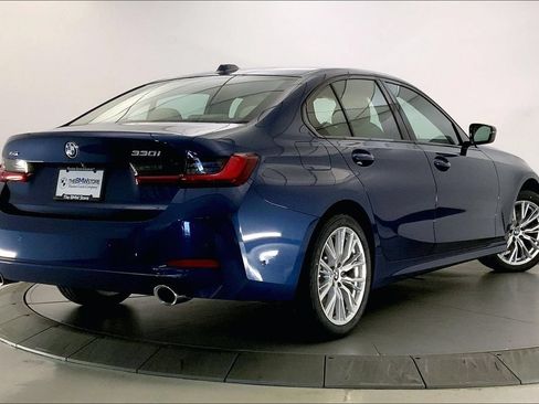 Used 2023 BMW 330i xDrive Sedan w/ Premium Package AWD/4WD image 12