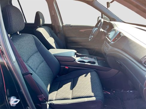 Used 2024 Honda Ridgeline Sport image 26