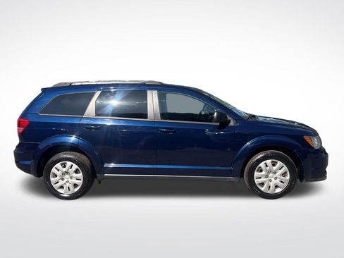 Used 2020 Dodge Journey SE FWD image 9