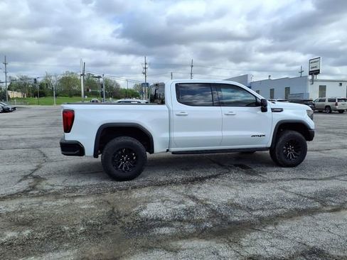 Used 2023 GMC Sierra 1500 AT4X AWD/4WD image 17