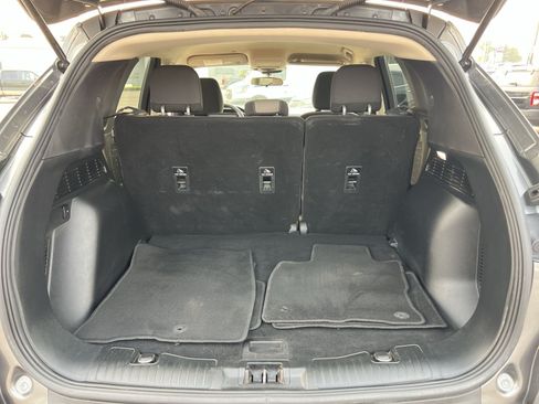 Used 2020 Ford Escape SE FWD image 24