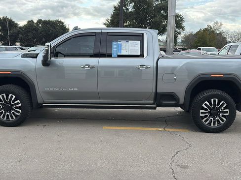 Certified 2024 GMC Sierra 2500 Denali Ultimate w/ Max Trailering Package image 4