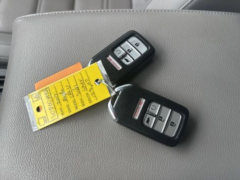 Used 2017 Honda CR-V EX-L image 19