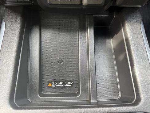 Used 2022 GMC Sierra 1500 AT4 w/ AT4 Premium Package image 34