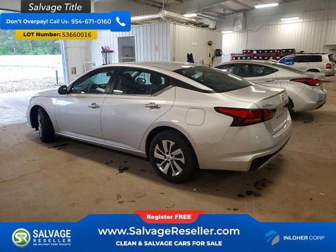 Used 2020 Nissan Altima 2.5 S AWD/4WD image 3