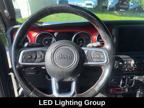 Used 2021 Jeep Gladiator Rubicon AWD/4WD image 14