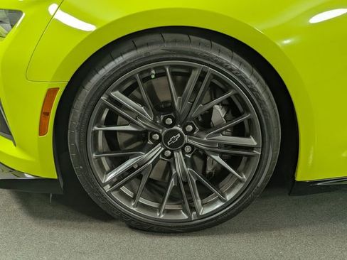 Used 2020 Chevrolet Camaro ZL1 RWD image 16