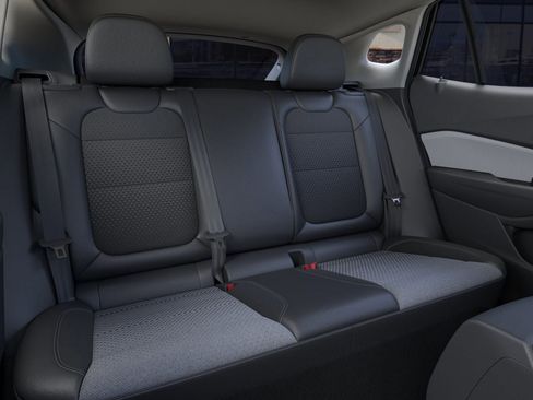 New 2026 Chevrolet Trax LT image 41