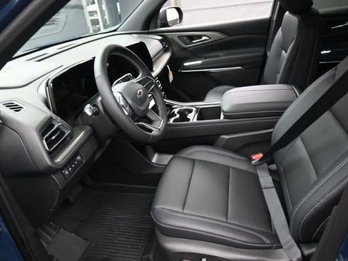 New 2026 Chevrolet Traverse LT w/ Midnight/Sport Edition AWD/4WD image 8